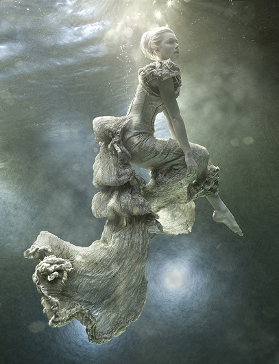 Zena_Holloway5